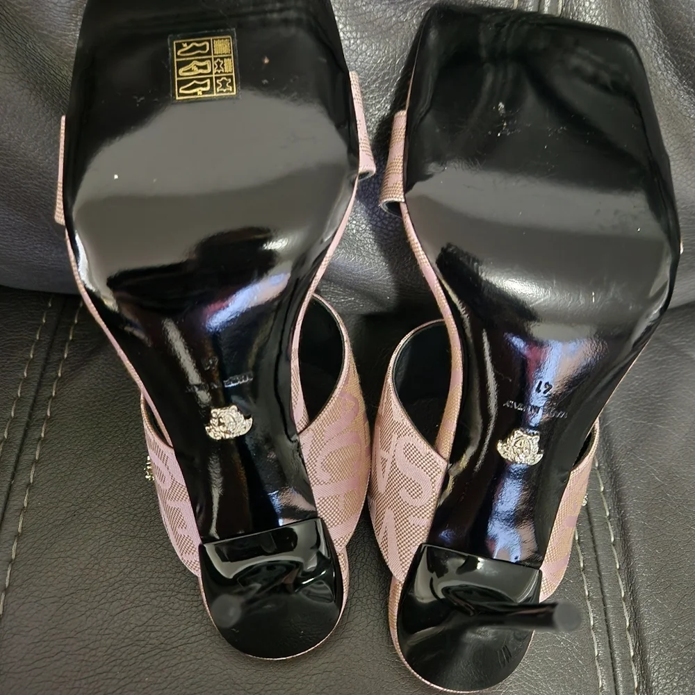 Versace Allover Logo Jacquard Pink Square Open Toe Heel NEW - Picture 6 of 11